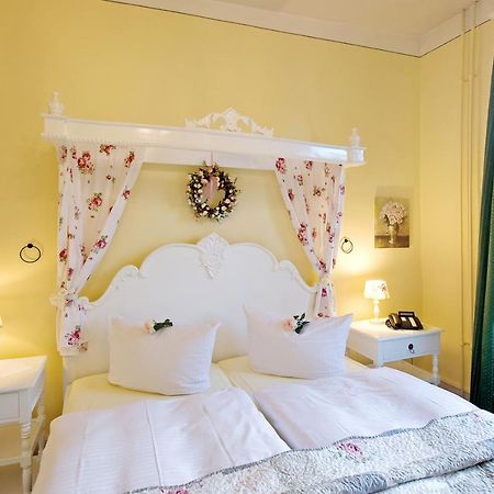 Schlosshotelgedern Екстериор снимка