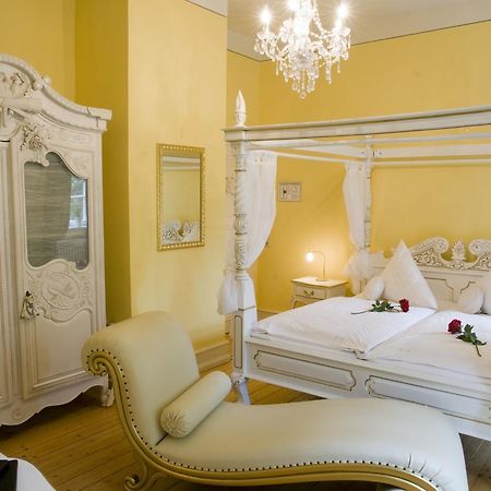 Schlosshotelgedern Екстериор снимка