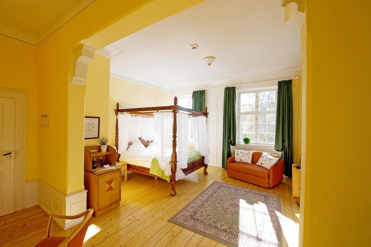 Schlosshotelgedern Екстериор снимка