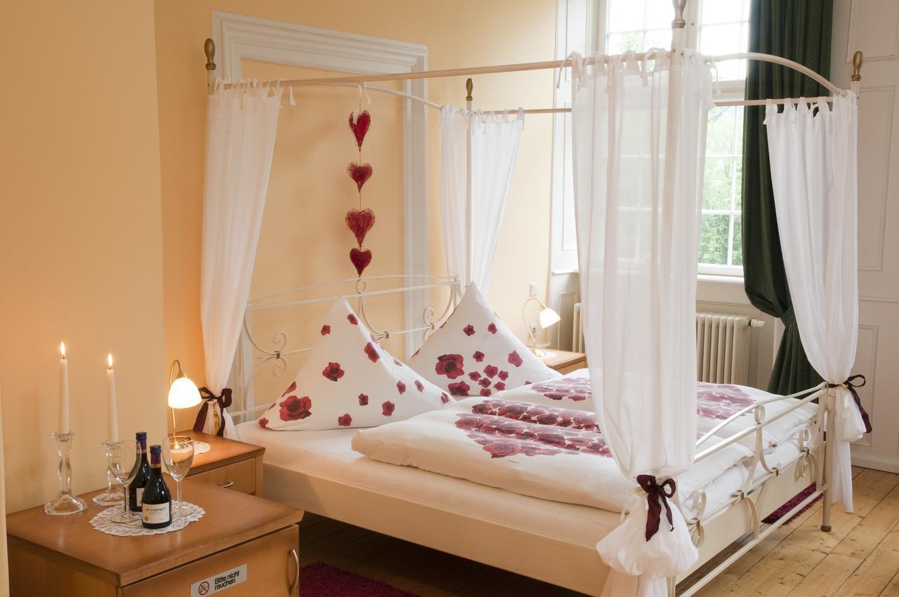 Schlosshotelgedern Екстериор снимка