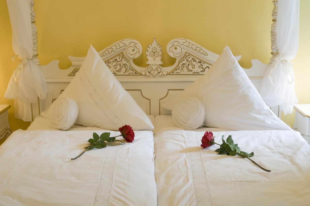 Schlosshotelgedern Екстериор снимка