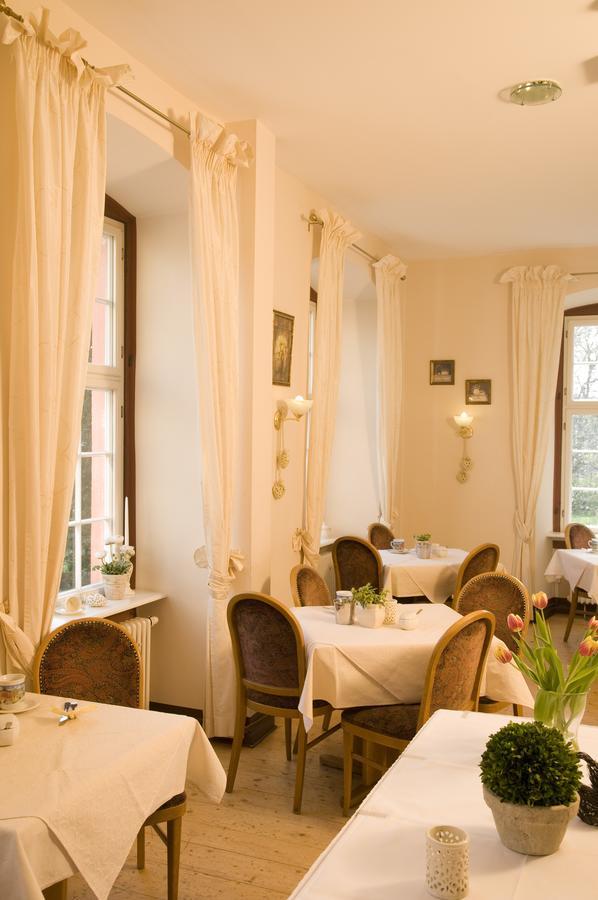 Schlosshotelgedern Екстериор снимка